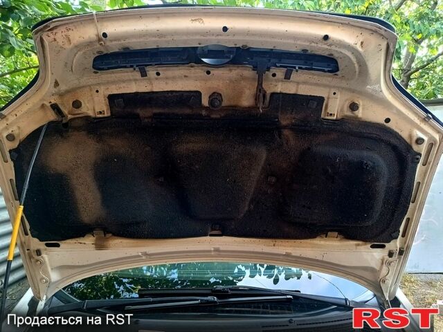 Белый Опель Зафира, объемом двигателя 2 л и пробегом 397 тыс. км за 4000 $, фото 6 на Automoto.ua