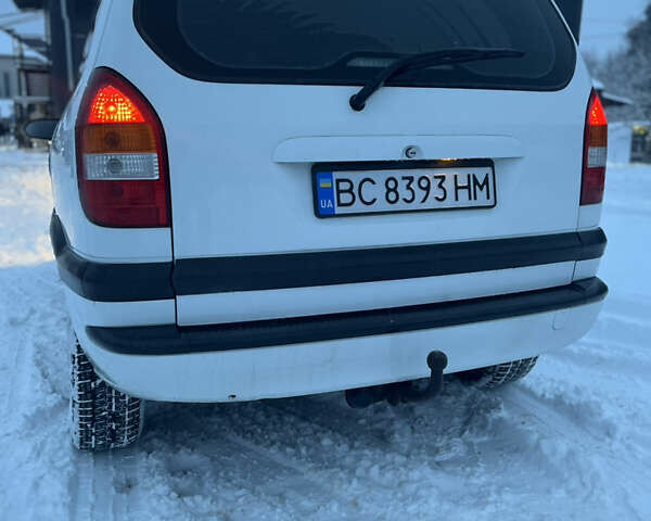 Белый Опель Зафира, объемом двигателя 2 л и пробегом 400 тыс. км за 2950 $, фото 9 на Automoto.ua
