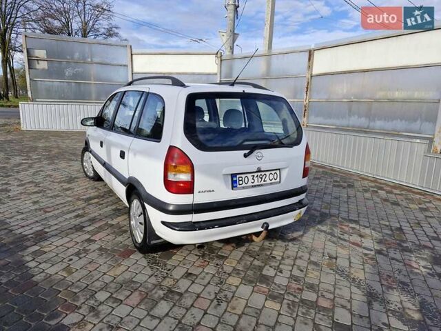 Белый Опель Зафира, объемом двигателя 1.6 л и пробегом 314 тыс. км за 3190 $, фото 8 на Automoto.ua