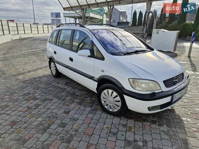 Белый Опель Зафира, объемом двигателя 1.6 л и пробегом 314 тыс. км за 3190 $, фото 2 на Automoto.ua