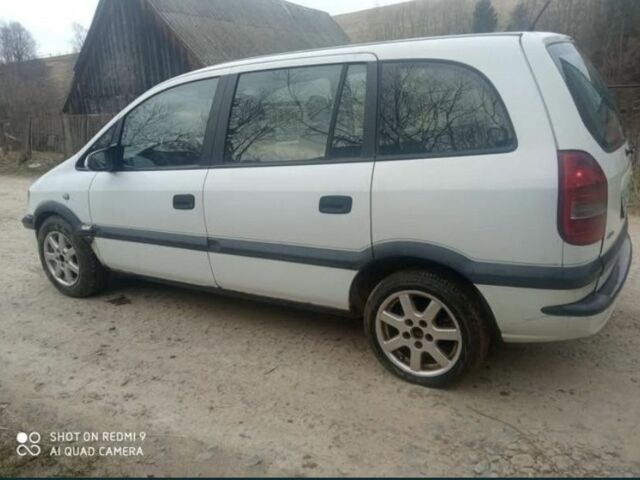 Белый Опель Зафира, объемом двигателя 2 л и пробегом 350 тыс. км за 1500 $, фото 2 на Automoto.ua