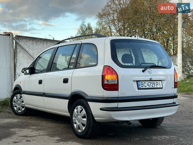 Белый Опель Зафира, объемом двигателя 1.6 л и пробегом 316 тыс. км за 3650 $, фото 19 на Automoto.ua