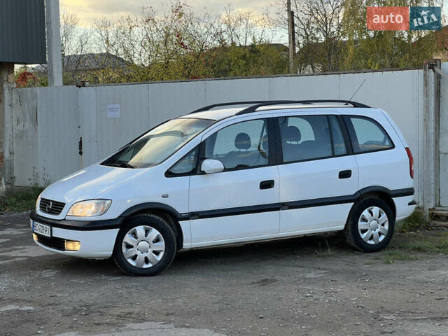 Белый Опель Зафира, объемом двигателя 1.6 л и пробегом 316 тыс. км за 3650 $, фото 2 на Automoto.ua