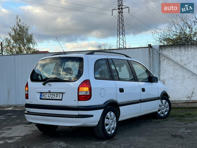 Белый Опель Зафира, объемом двигателя 1.6 л и пробегом 316 тыс. км за 3650 $, фото 13 на Automoto.ua