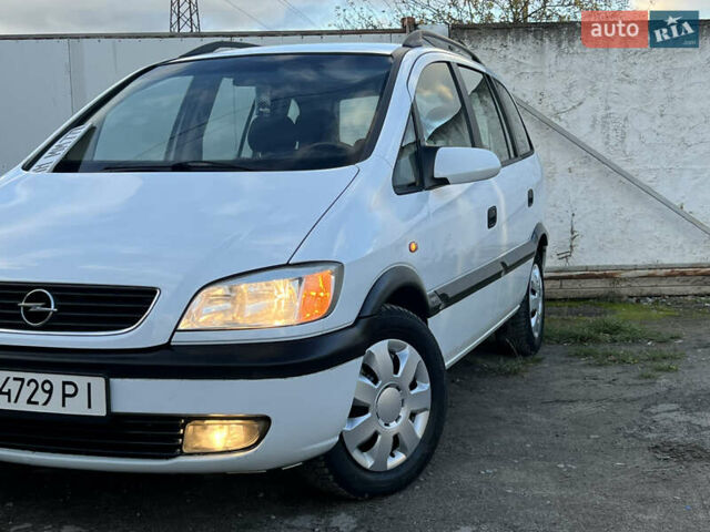 Белый Опель Зафира, объемом двигателя 1.6 л и пробегом 316 тыс. км за 3650 $, фото 4 на Automoto.ua