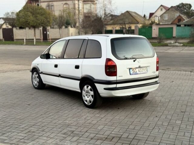 Белый Опель Зафира, объемом двигателя 2 л и пробегом 346 тыс. км за 2650 $, фото 2 на Automoto.ua