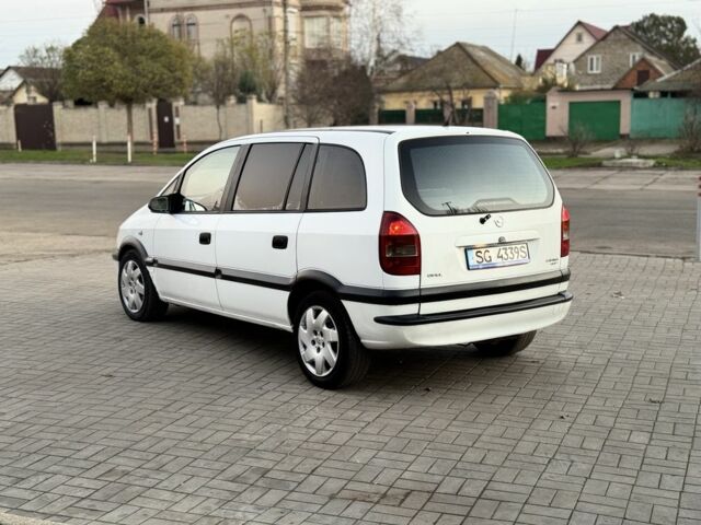 Белый Опель Зафира, объемом двигателя 2 л и пробегом 299 тыс. км за 1999 $, фото 12 на Automoto.ua