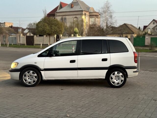 Белый Опель Зафира, объемом двигателя 2 л и пробегом 299 тыс. км за 1999 $, фото 16 на Automoto.ua