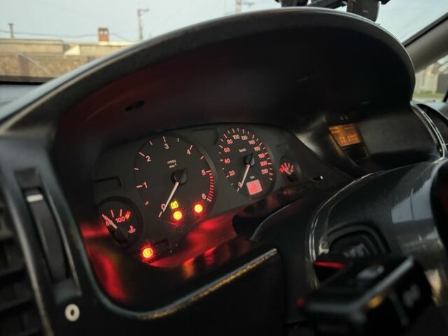 Белый Опель Зафира, объемом двигателя 2 л и пробегом 299 тыс. км за 1999 $, фото 9 на Automoto.ua