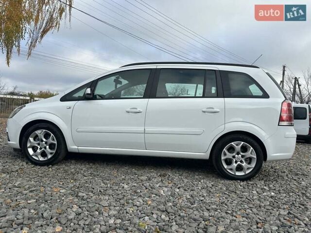 Белый Опель Зафира, объемом двигателя 1.6 л и пробегом 312 тыс. км за 4950 $, фото 17 на Automoto.ua