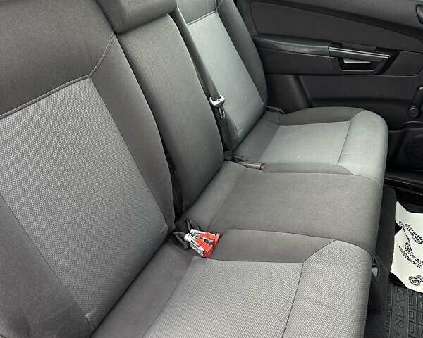 Белый Опель Зафира, объемом двигателя 1.6 л и пробегом 312 тыс. км за 4950 $, фото 15 на Automoto.ua