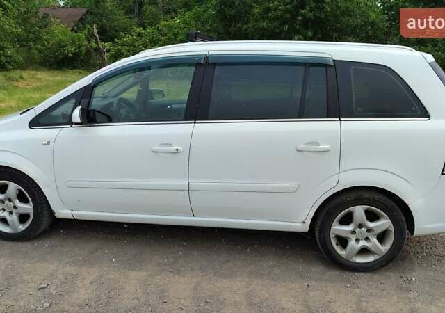 Білий Опель Зафіра, об'ємом двигуна 1.9 л та пробігом 313 тис. км за 4500 $, фото 3 на Automoto.ua
