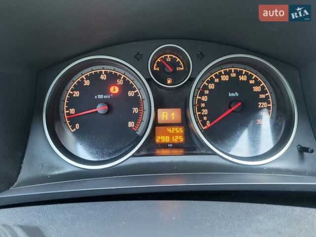 Опель Зафира 2008 в Хмельницком на Automoto.ua Белый Опель Зафира, объемом двигателя 1.8 л и пробегом 298 тыс. км за 5600 $, фото 118 на Automoto.ua