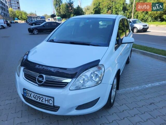 Опель Зафира 2008 в Хмельницком на Automoto.ua Белый Опель Зафира, объемом двигателя 1.8 л и пробегом 298 тыс. км за 5600 $, фото 20 на Automoto.ua