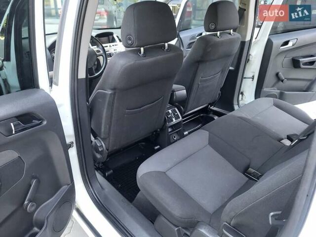 Опель Зафира 2008 в Хмельницком на Automoto.ua Белый Опель Зафира, объемом двигателя 1.8 л и пробегом 298 тыс. км за 5600 $, фото 82 на Automoto.ua