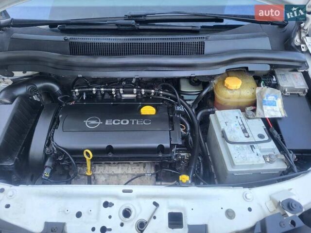 Опель Зафира 2008 в Хмельницком на Automoto.ua Белый Опель Зафира, объемом двигателя 1.8 л и пробегом 298 тыс. км за 5600 $, фото 113 на Automoto.ua