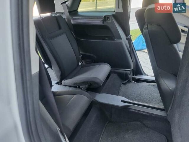 Опель Зафира 2008 в Хмельницком на Automoto.ua Белый Опель Зафира, объемом двигателя 1.8 л и пробегом 298 тыс. км за 5600 $, фото 96 на Automoto.ua