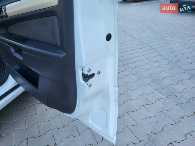 Опель Зафира 2008 в Хмельницком на Automoto.ua Белый Опель Зафира, объемом двигателя 1.8 л и пробегом 298 тыс. км за 5600 $, фото 102 на Automoto.ua