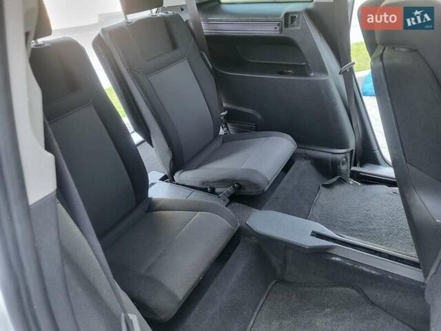 Опель Зафира 2008 в Хмельницком на Automoto.ua Белый Опель Зафира, объемом двигателя 1.8 л и пробегом 298 тыс. км за 5600 $, фото 95 на Automoto.ua