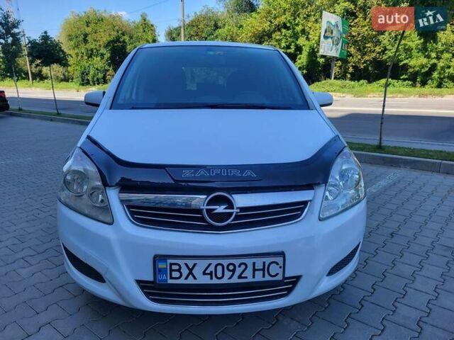 Опель Зафира 2008 в Хмельницком на Automoto.ua Белый Опель Зафира, объемом двигателя 1.8 л и пробегом 298 тыс. км за 5600 $, фото 14 на Automoto.ua