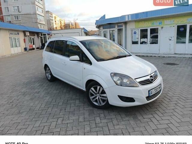 Белый Опель Зафира, объемом двигателя 1.69 л и пробегом 265 тыс. км за 6100 $, фото 8 на Automoto.ua