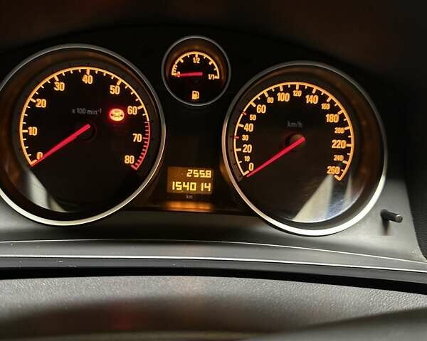 Белый Опель Зафира, объемом двигателя 1.6 л и пробегом 154 тыс. км за 6500 $, фото 8 на Automoto.ua