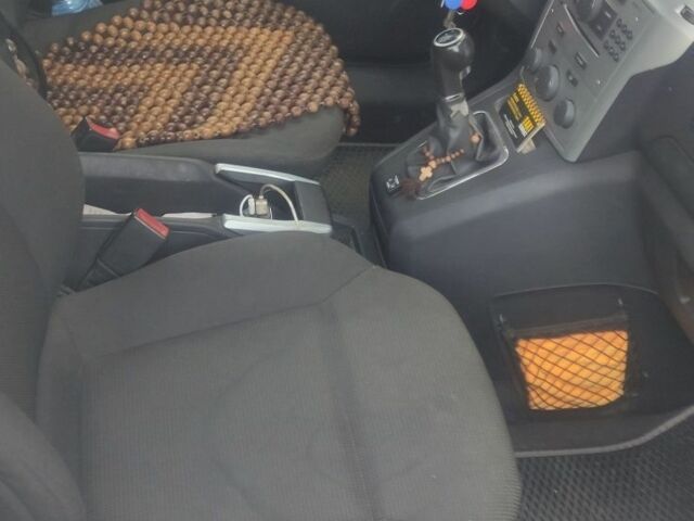 Білий Опель Зафіра, об'ємом двигуна 1.6 л та пробігом 360 тис. км за 4500 $, фото 7 на Automoto.ua