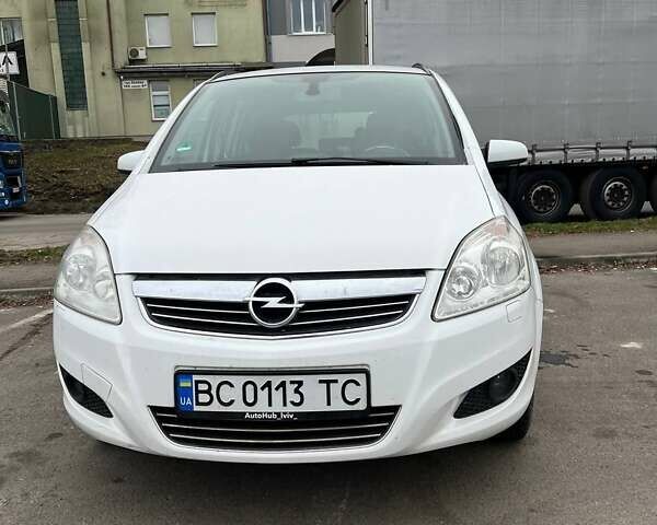 Белый Опель Зафира, объемом двигателя 1.7 л и пробегом 270 тыс. км за 5800 $, фото 2 на Automoto.ua