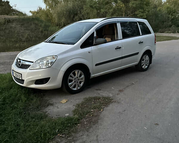 Білий Опель Зафіра, об'ємом двигуна 1.6 л та пробігом 193 тис. км за 5800 $, фото 3 на Automoto.ua