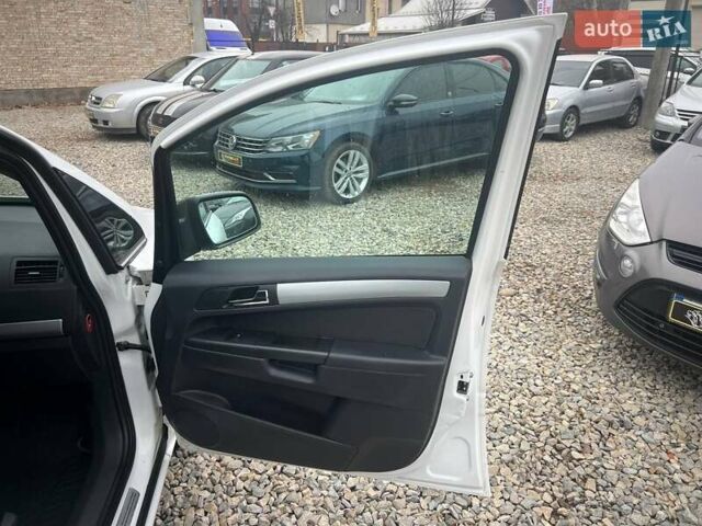 Білий Опель Зафіра, об'ємом двигуна 1.7 л та пробігом 313 тис. км за 6799 $, фото 14 на Automoto.ua