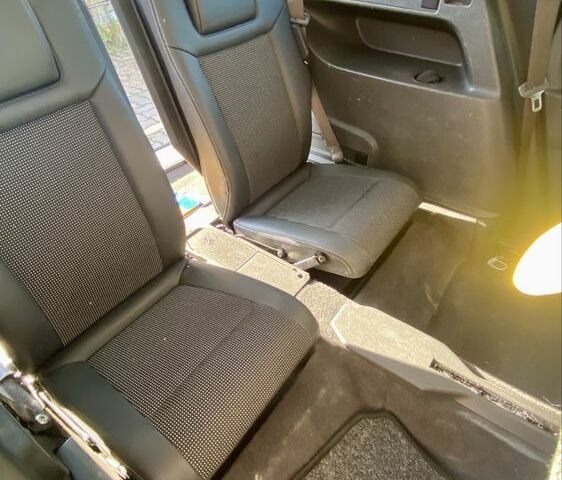 Белый Опель Зафира, объемом двигателя 1.7 л и пробегом 225 тыс. км за 7000 $, фото 19 на Automoto.ua