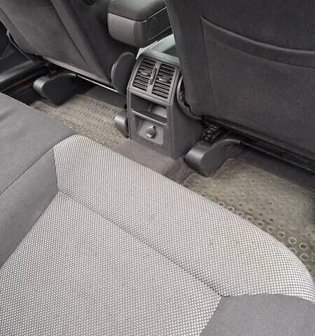 Белый Опель Зафира, объемом двигателя 1.6 л и пробегом 325 тыс. км за 5950 $, фото 10 на Automoto.ua