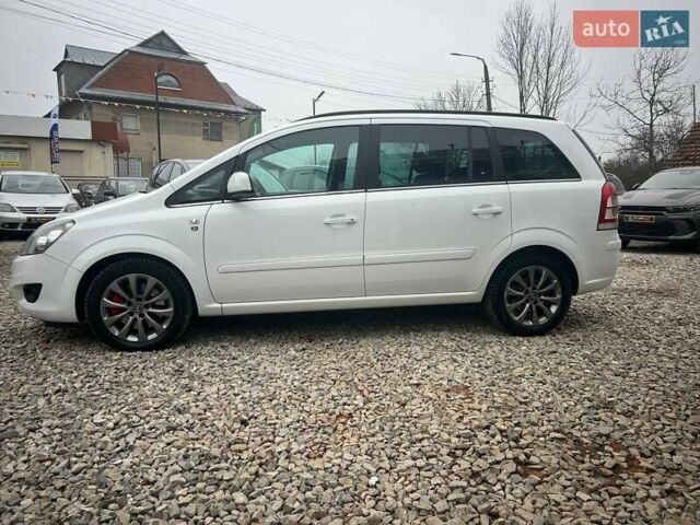 Білий Опель Зафіра, об'ємом двигуна 1.7 л та пробігом 313 тис. км за 6799 $, фото 3 на Automoto.ua