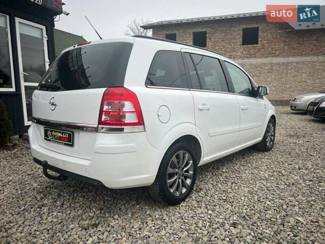 Білий Опель Зафіра, об'ємом двигуна 1.7 л та пробігом 313 тис. км за 6799 $, фото 6 на Automoto.ua