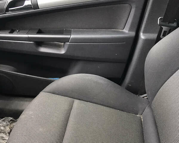 Белый Опель Зафира, объемом двигателя 1.7 л и пробегом 245 тыс. км за 7250 $, фото 15 на Automoto.ua