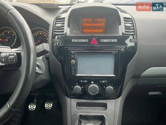 Білий Опель Зафіра, об'ємом двигуна 1.7 л та пробігом 313 тис. км за 6799 $, фото 30 на Automoto.ua