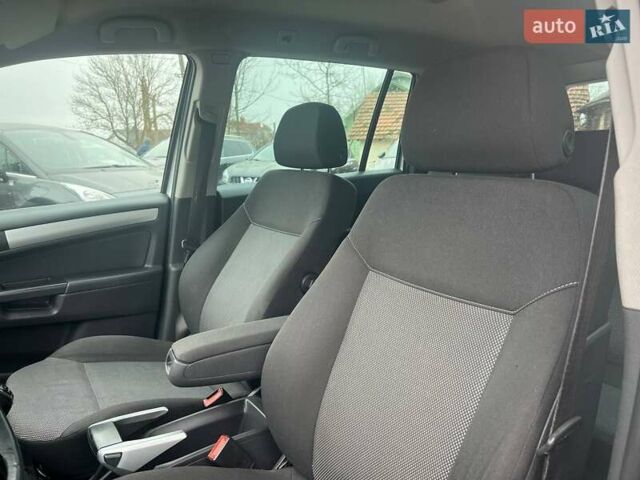 Білий Опель Зафіра, об'ємом двигуна 1.7 л та пробігом 313 тис. км за 6799 $, фото 21 на Automoto.ua