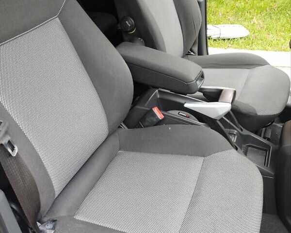 Опель Зафира 2010 в Луцке на Automoto.ua Белый Опель Зафира, объемом двигателя 1.91 л и пробегом 268 тыс. км за 5800 $, фото 10 на Automoto.ua