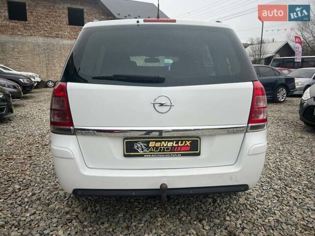 Білий Опель Зафіра, об'ємом двигуна 1.7 л та пробігом 313 тис. км за 6799 $, фото 5 на Automoto.ua