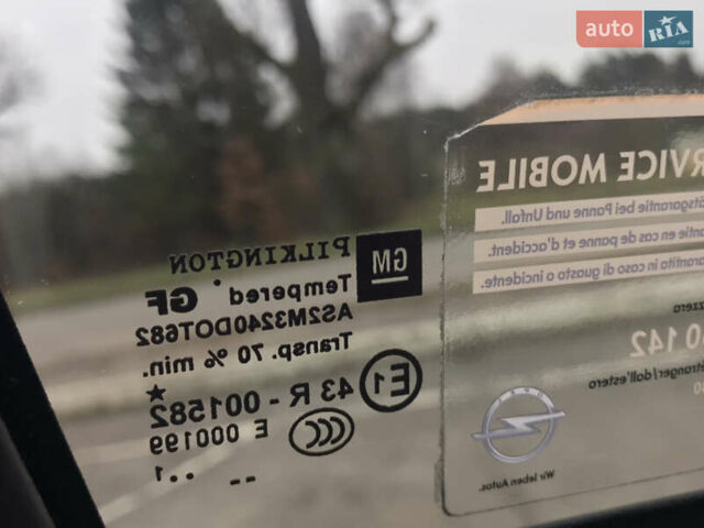 Белый Опель Зафира, объемом двигателя 1.8 л и пробегом 240 тыс. км за 7800 $, фото 49 на Automoto.ua