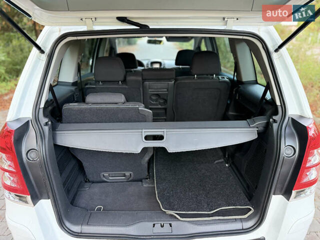 Белый Опель Зафира, объемом двигателя 1.8 л и пробегом 218 тыс. км за 6900 $, фото 23 на Automoto.ua