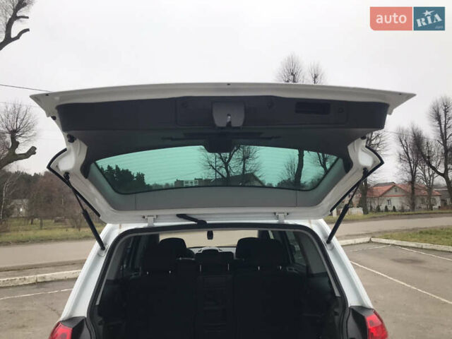 Белый Опель Зафира, объемом двигателя 1.8 л и пробегом 240 тыс. км за 7800 $, фото 47 на Automoto.ua