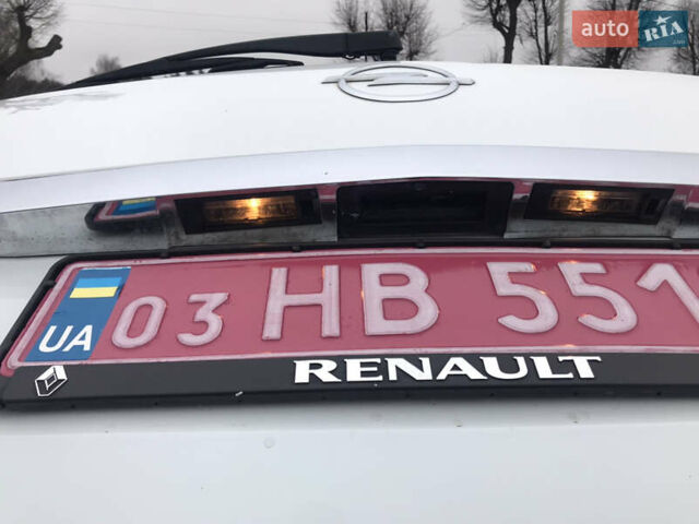 Белый Опель Зафира, объемом двигателя 1.8 л и пробегом 240 тыс. км за 7800 $, фото 48 на Automoto.ua