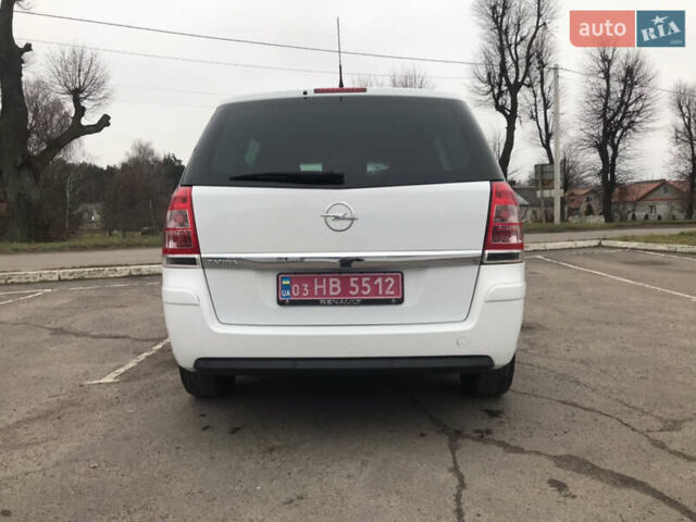 Белый Опель Зафира, объемом двигателя 1.8 л и пробегом 240 тыс. км за 7800 $, фото 8 на Automoto.ua