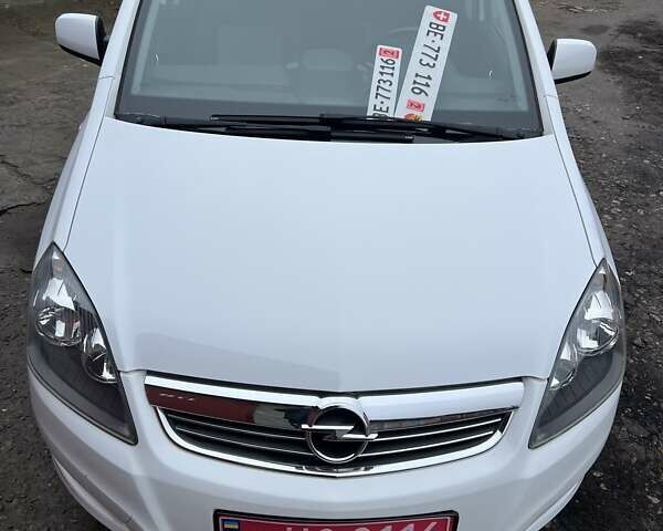 Белый Опель Зафира, объемом двигателя 1.8 л и пробегом 218 тыс. км за 7555 $, фото 13 на Automoto.ua