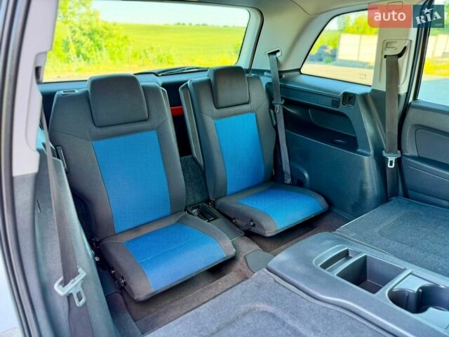 Білий Опель Зафіра, об'ємом двигуна 1.7 л та пробігом 204 тис. км за 6850 $, фото 40 на Automoto.ua