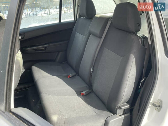 Білий Опель Зафіра, об'ємом двигуна 1.8 л та пробігом 238 тис. км за 6700 $, фото 10 на Automoto.ua