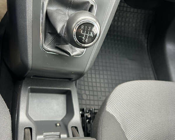 Белый Опель Зафира, объемом двигателя 1.6 л и пробегом 186 тыс. км за 9100 $, фото 12 на Automoto.ua