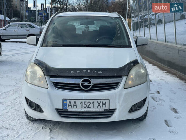 Білий Опель Зафіра, об'ємом двигуна 1.8 л та пробігом 238 тис. км за 6700 $, фото 2 на Automoto.ua