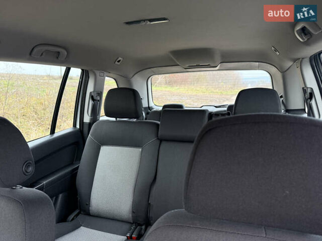 Белый Опель Зафира, объемом двигателя 1.6 л и пробегом 173 тыс. км за 7999 $, фото 14 на Automoto.ua